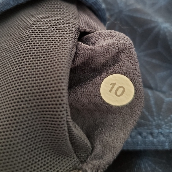 Lululemon Power Up Tank  - Picture 9 of 13